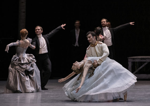 Fra Anna Karenina, Eugenie Skilnand og Lucas Lima