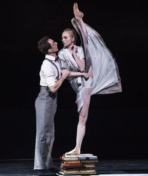 Grete Sofie Borud Nybakken og Philip Currell i Hedda Gabler