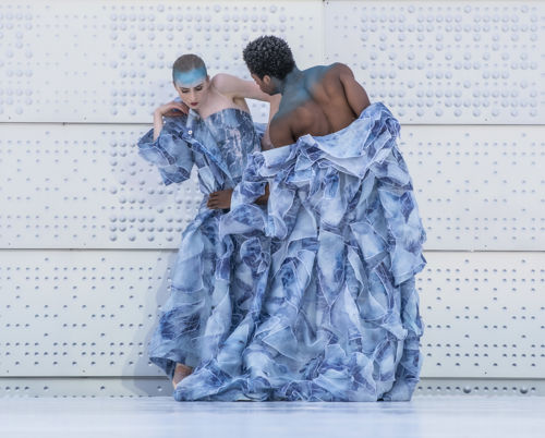  Grete Sofie Borud Nybakken og Shaakir Muhammad danser sammen