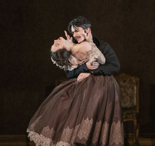  Melissa Hough og Ricardo Castellanos danser hovedrollene som Tatjana og Onegin