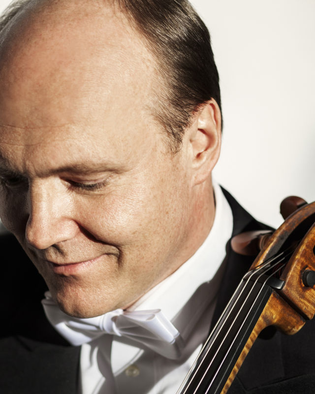 Musiker med cello
