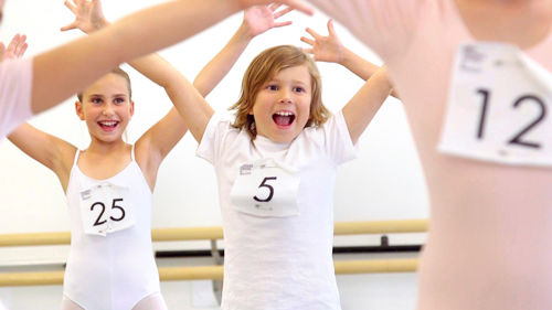 barn som danser på opptaksprøve